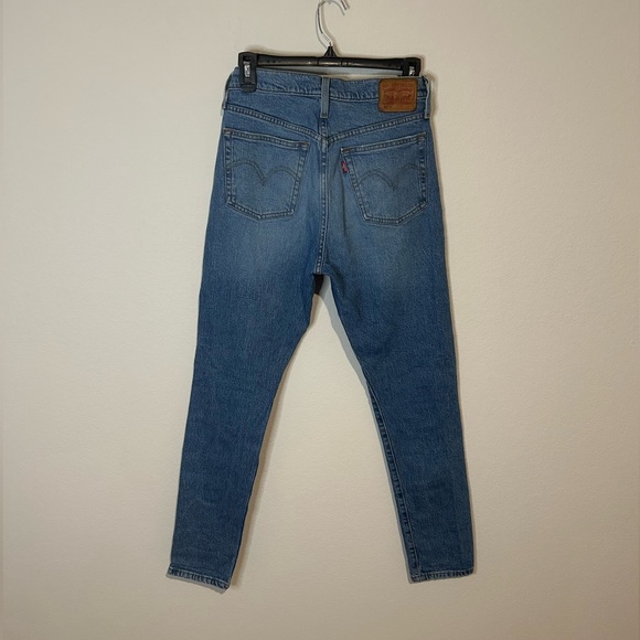 Levi's Women's Blue Jeans - Picture 8 of 8